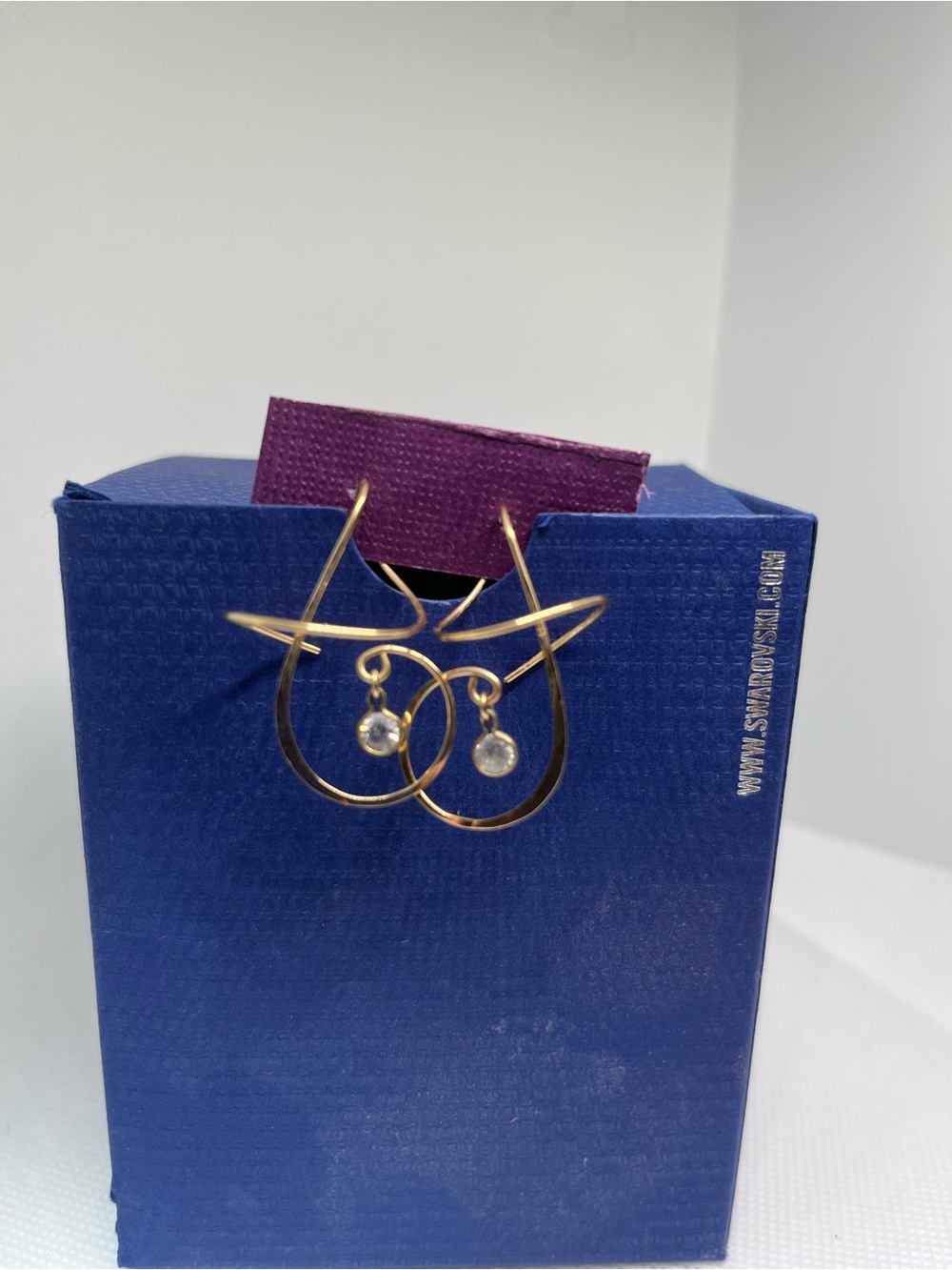Harry Mason vintage Gold Rhinestone Earrings Earspiral-original purple box